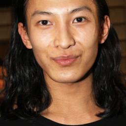 Alexander Wang lanceert eerste geur voor Balenciaga