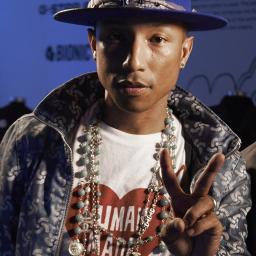 Pharrell Williams showt tweede collectie voor G-Star